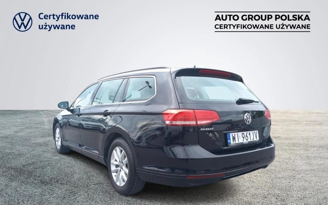 Volkswagen Passat cena 76500 przebieg: 104500, rok produkcji 2019 z Radzyń Podlaski małe 277